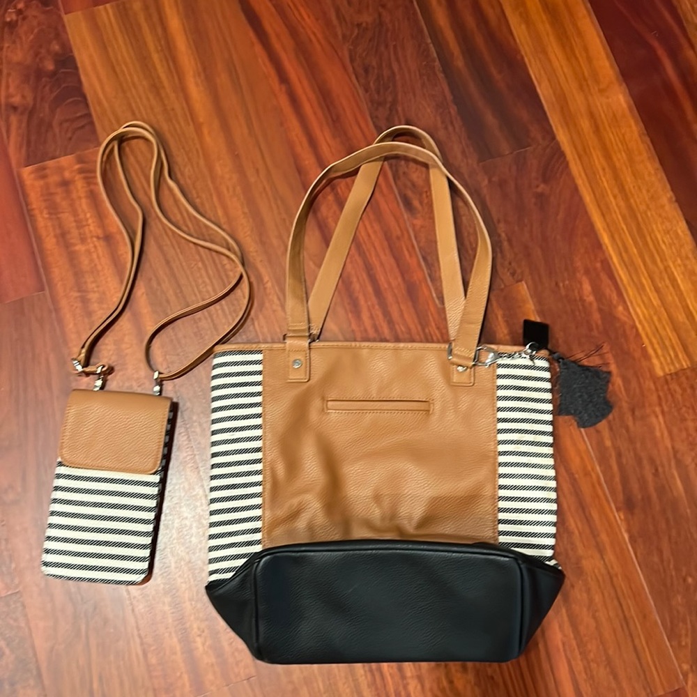 Jewell by Thirty-one Gifts Tote & Crossbody Phone Wallet